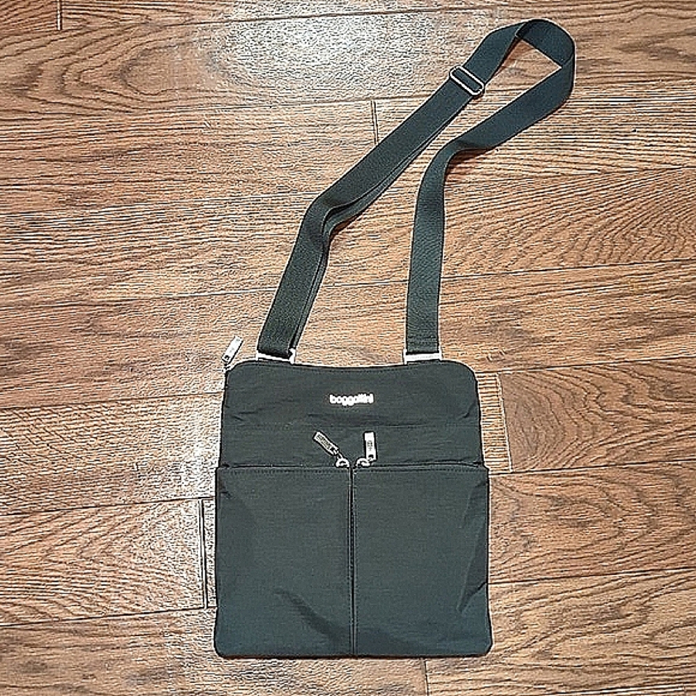 Baggallini Black Crossbody Bag